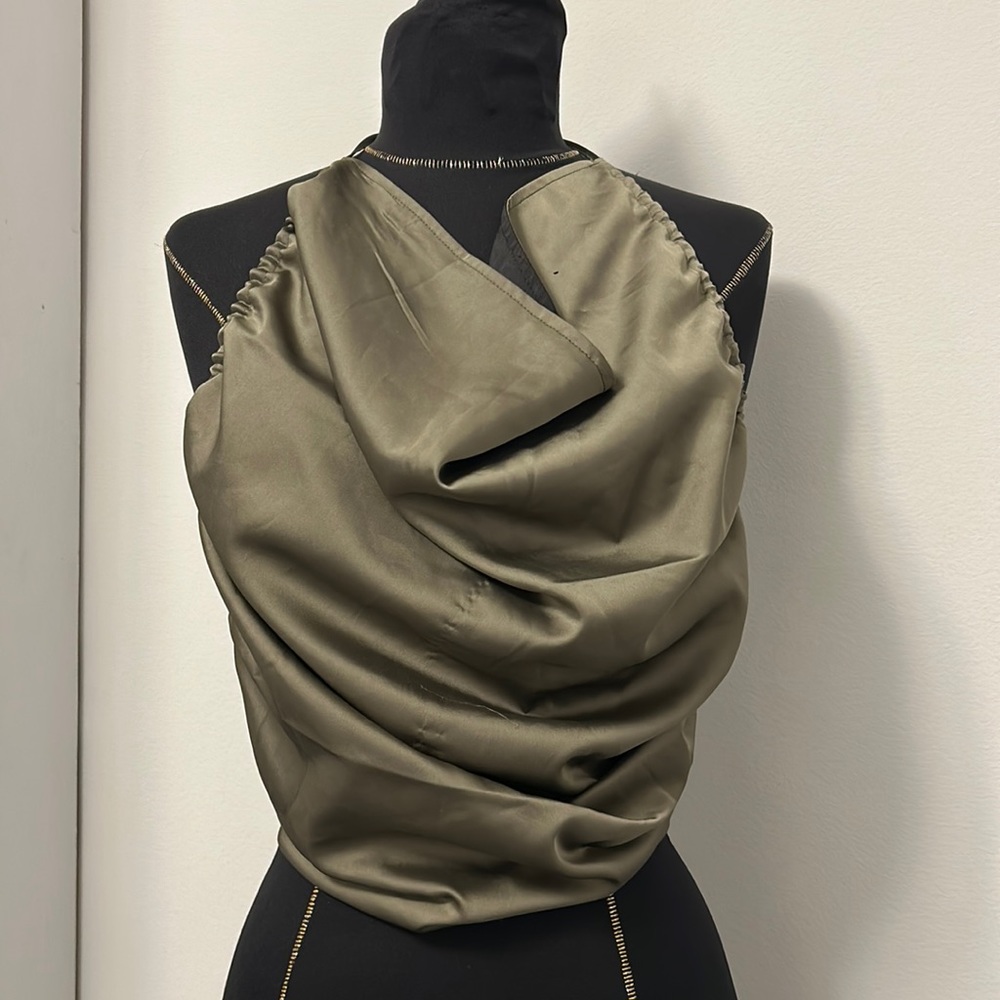 Decker Top Green Size Medium